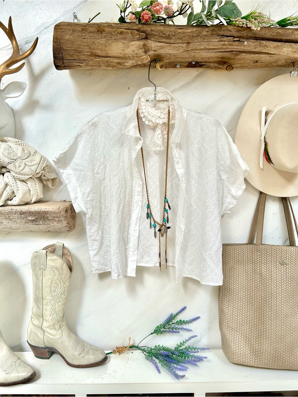 Reitmans White Eyelet Short-Sleeve Button-Down Shirt